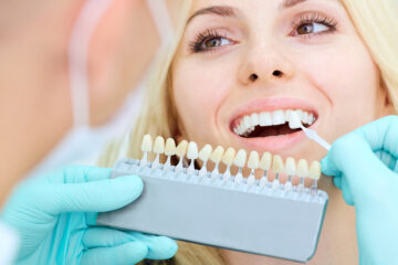 Zahnarzthaftung – abweichende Farbgestaltung einer Zahnprothese